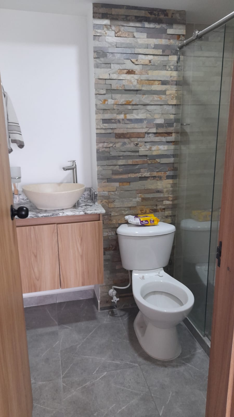 Venta de apartamento en la Estrella Suramerica