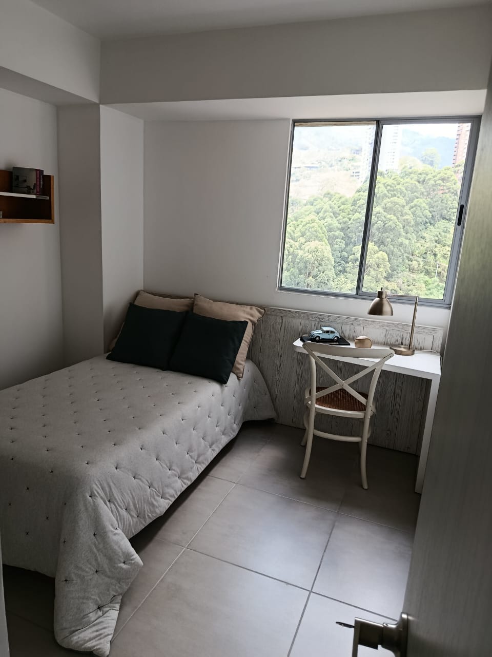 Venta de apartamento nuevo en Sabaneta Las Lomitas