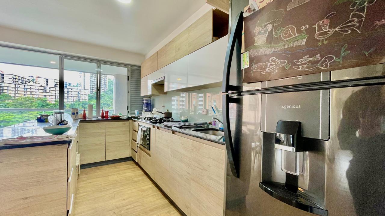 Apartamento para arriendo en el Poblado Loma de San Julian