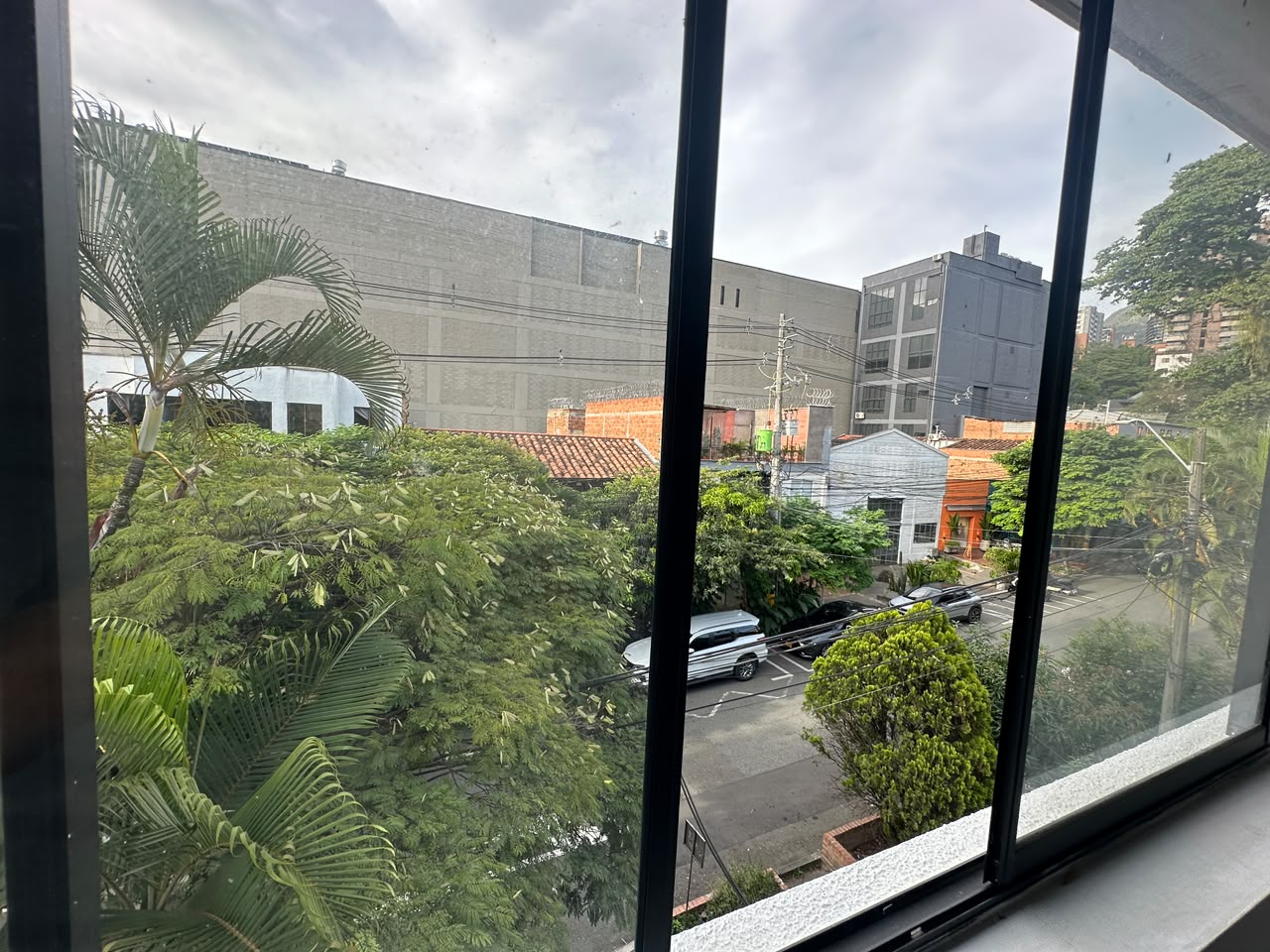 Oficina para arriendo en Manila El Poblado
