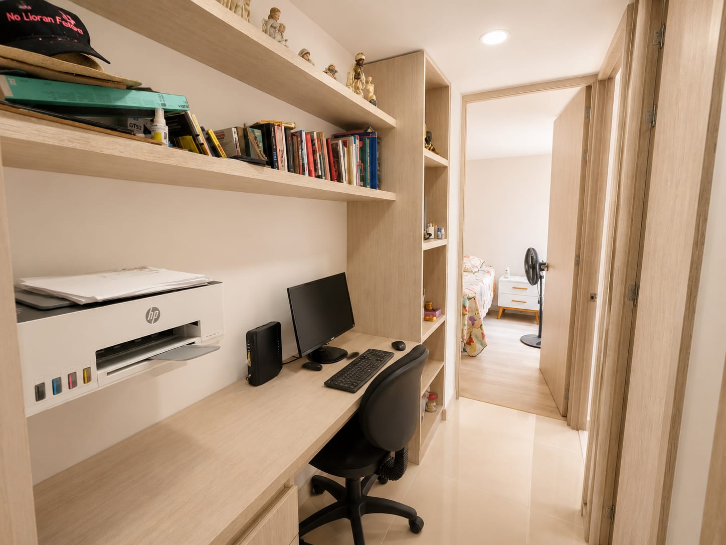 APARTAMENTO EN VENTA ENVIGADO LA PAZ – ZONA PLANA, PISCINA Y VISTA