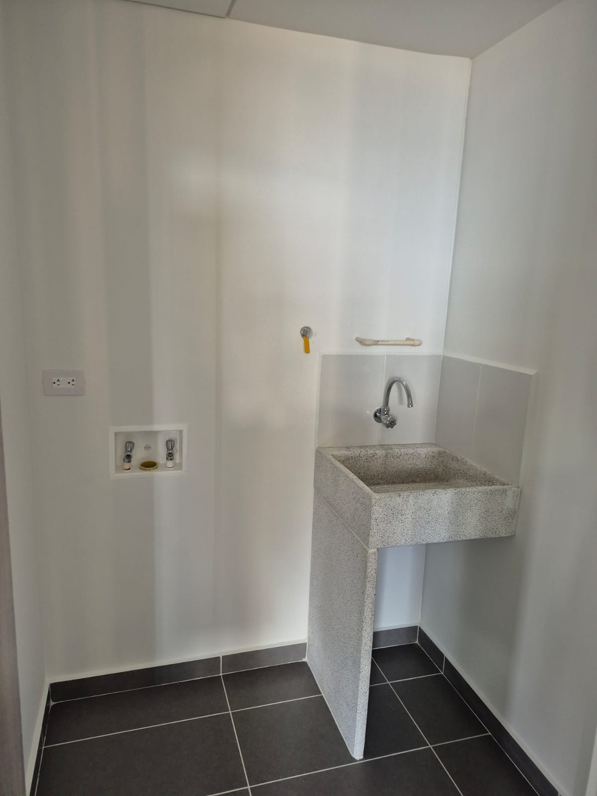 Apartamento para estrenar en arriendo en Las Palmas Medellín