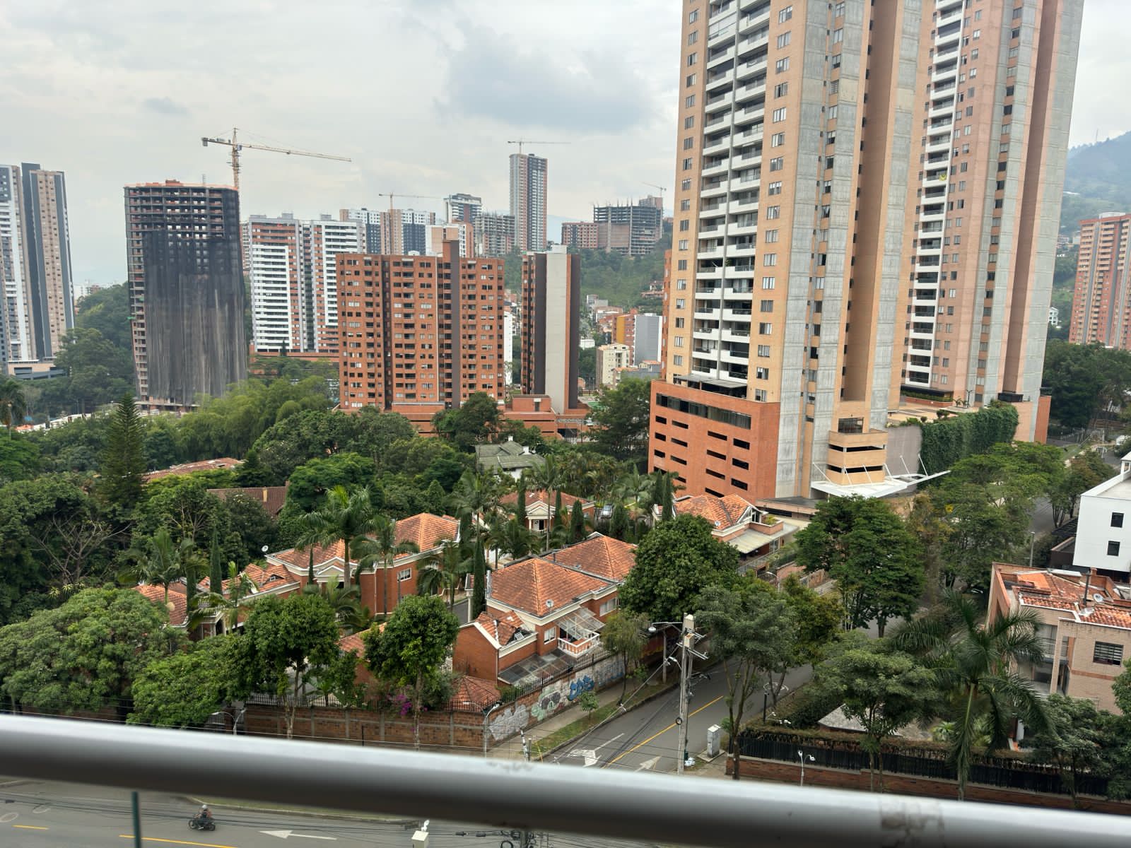 APARTAMENTO  PARA VENTA EN SABANETA ANTIOQUIA, (RENTANDO)