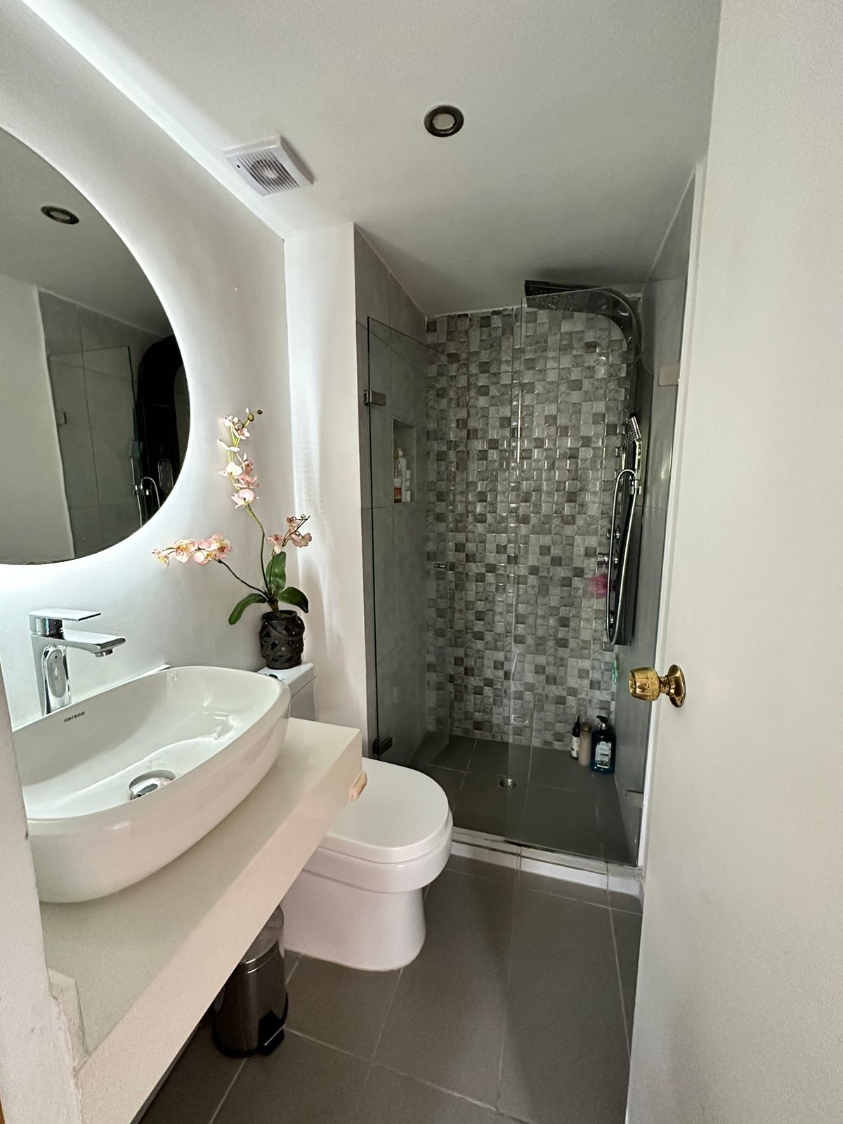 Apartamento en venta Medellin Loma de los Bernal