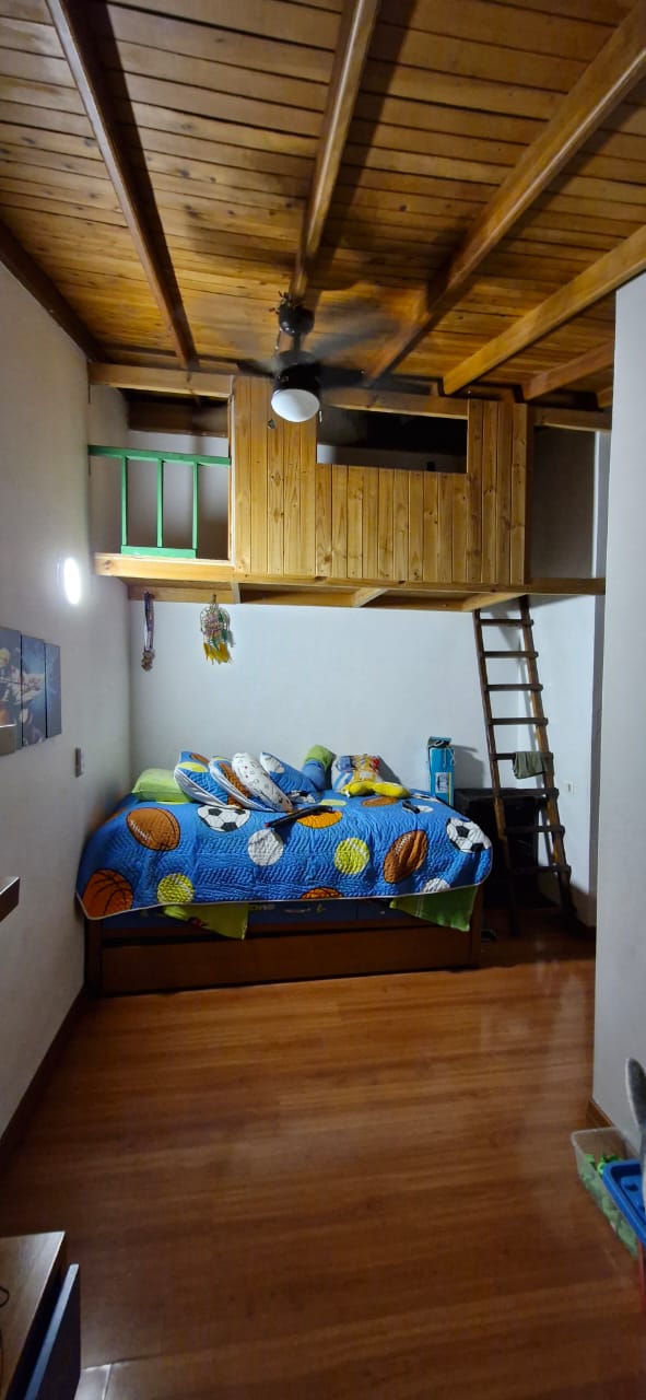 Casa en venta en la Estrella Suramerica