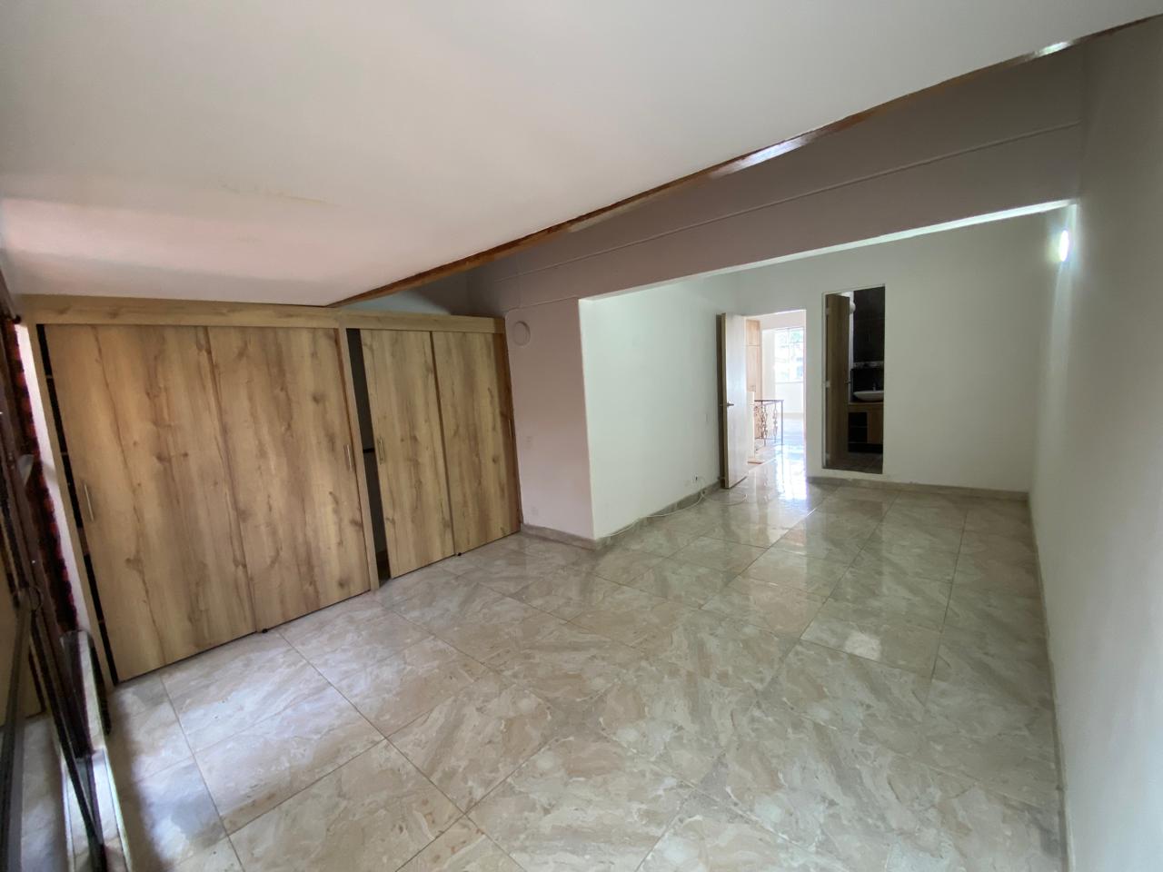 Casa para la venta en Envigado Las Antillas