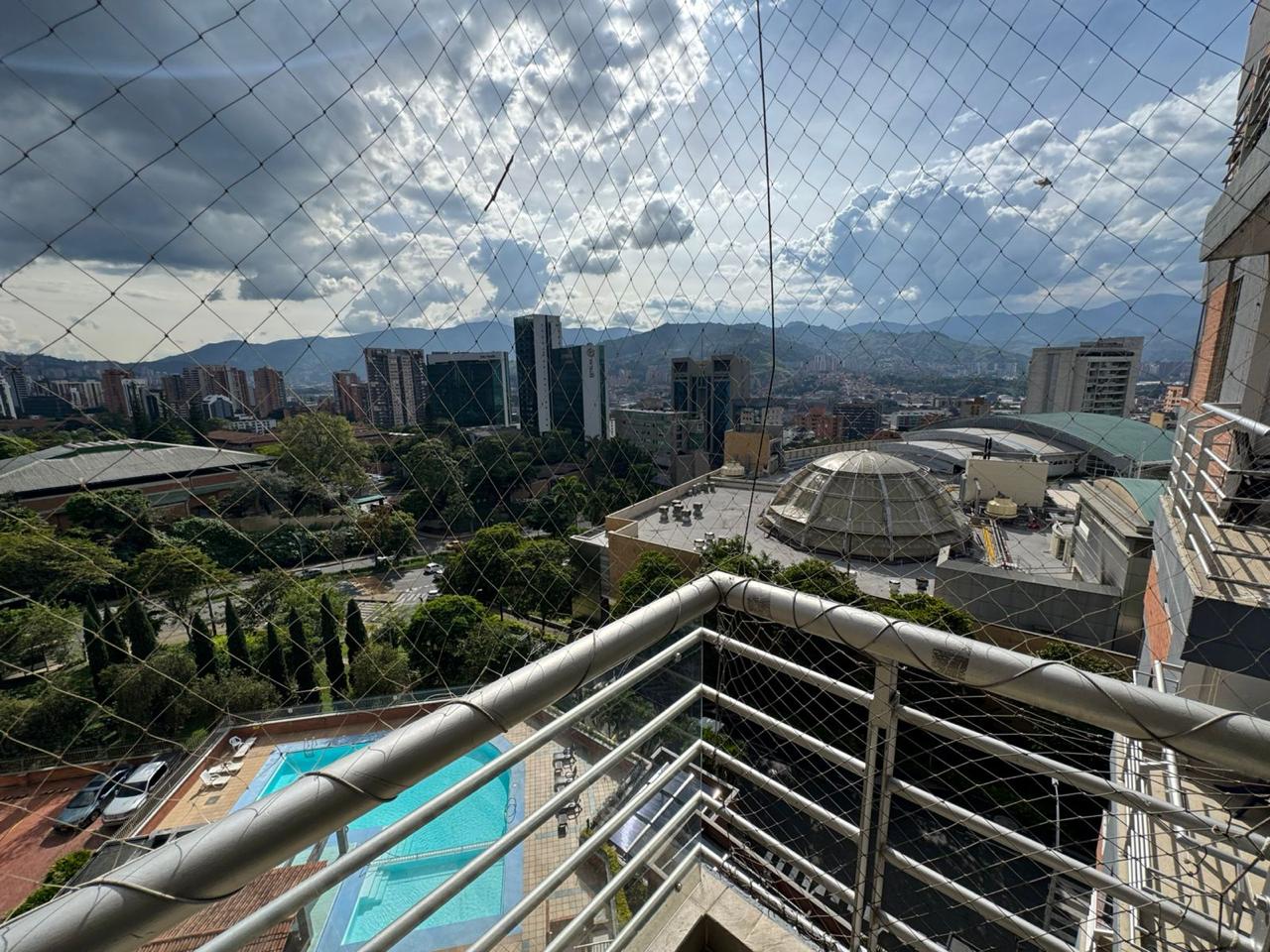 Apartamento amoblado para la venta- Poblado los Balsos Medellín