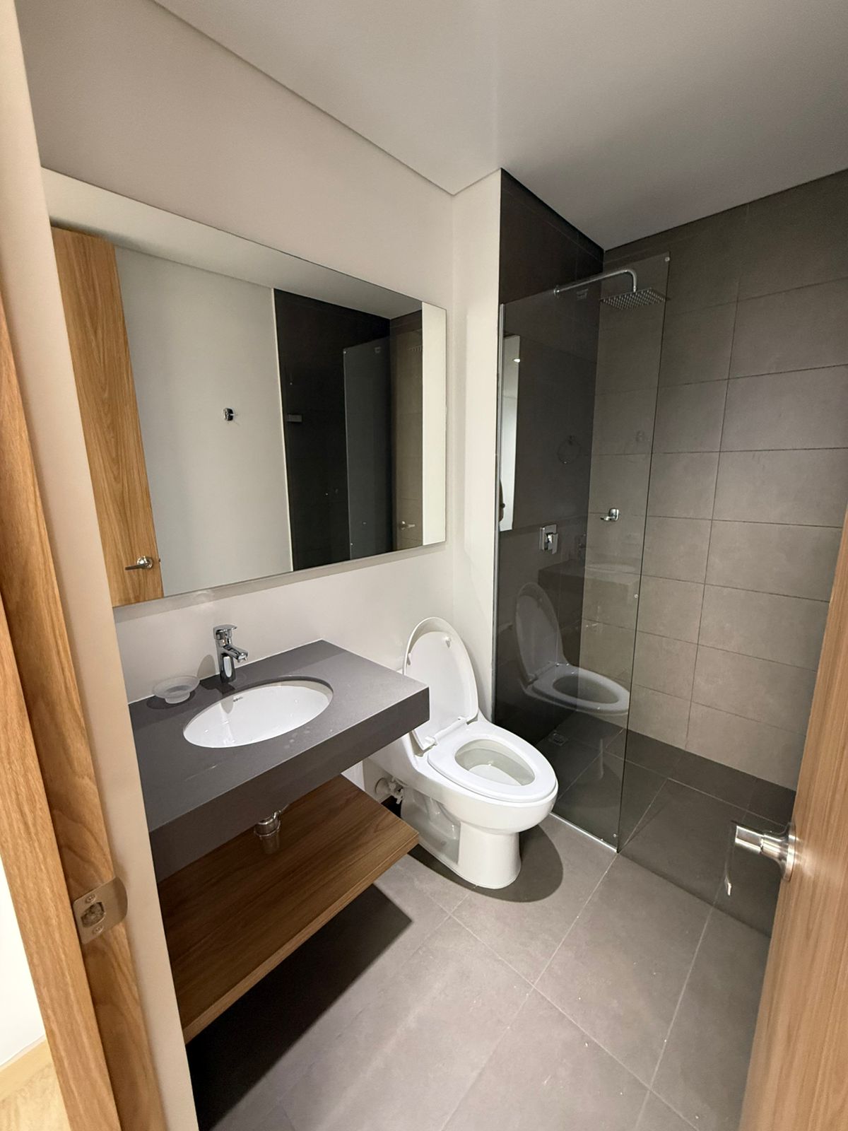 Apartamento en venta para estrenar en Los Colores Medellin