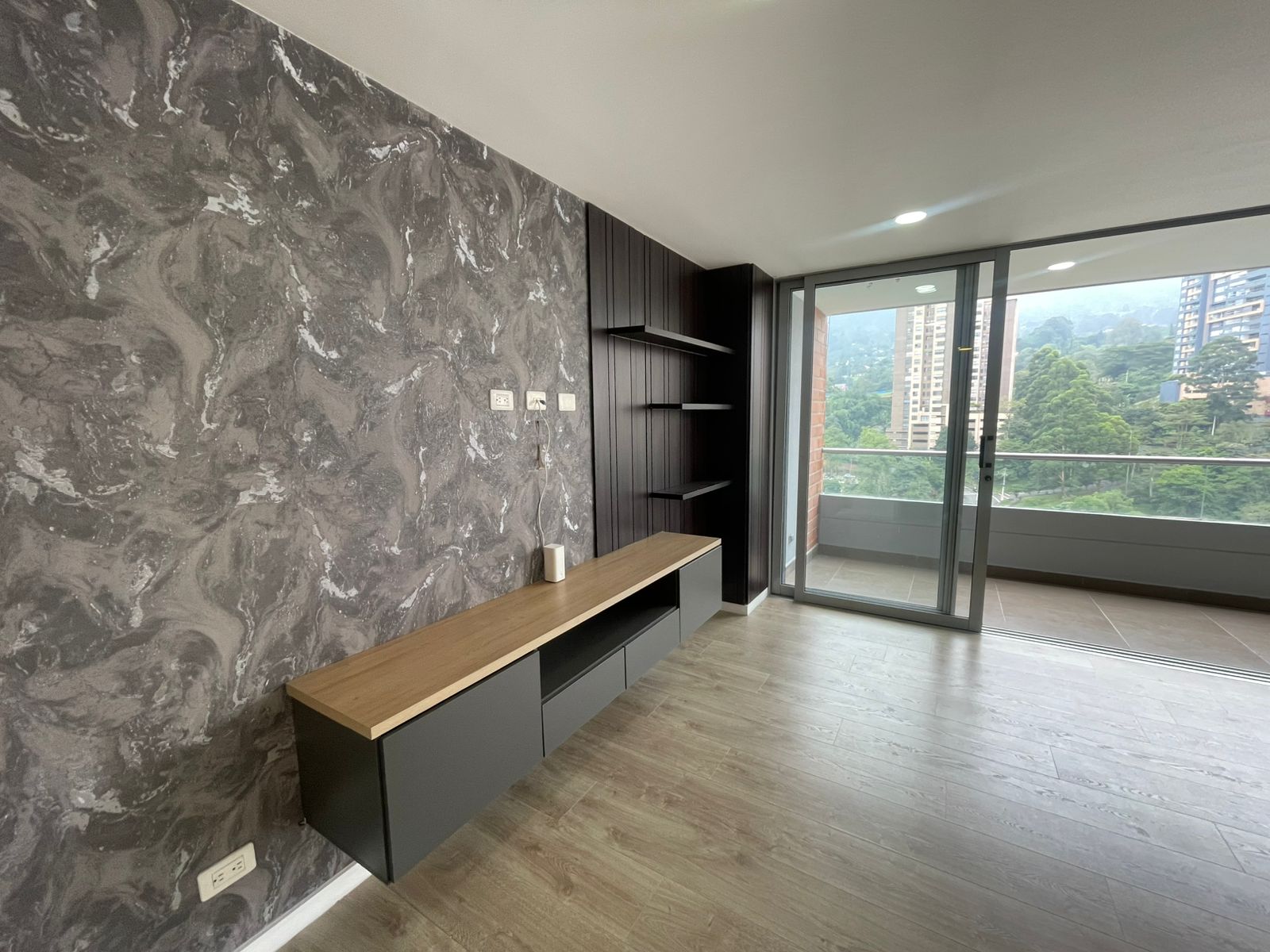 Apartamento para arriendo en Envigado Loma las brujas