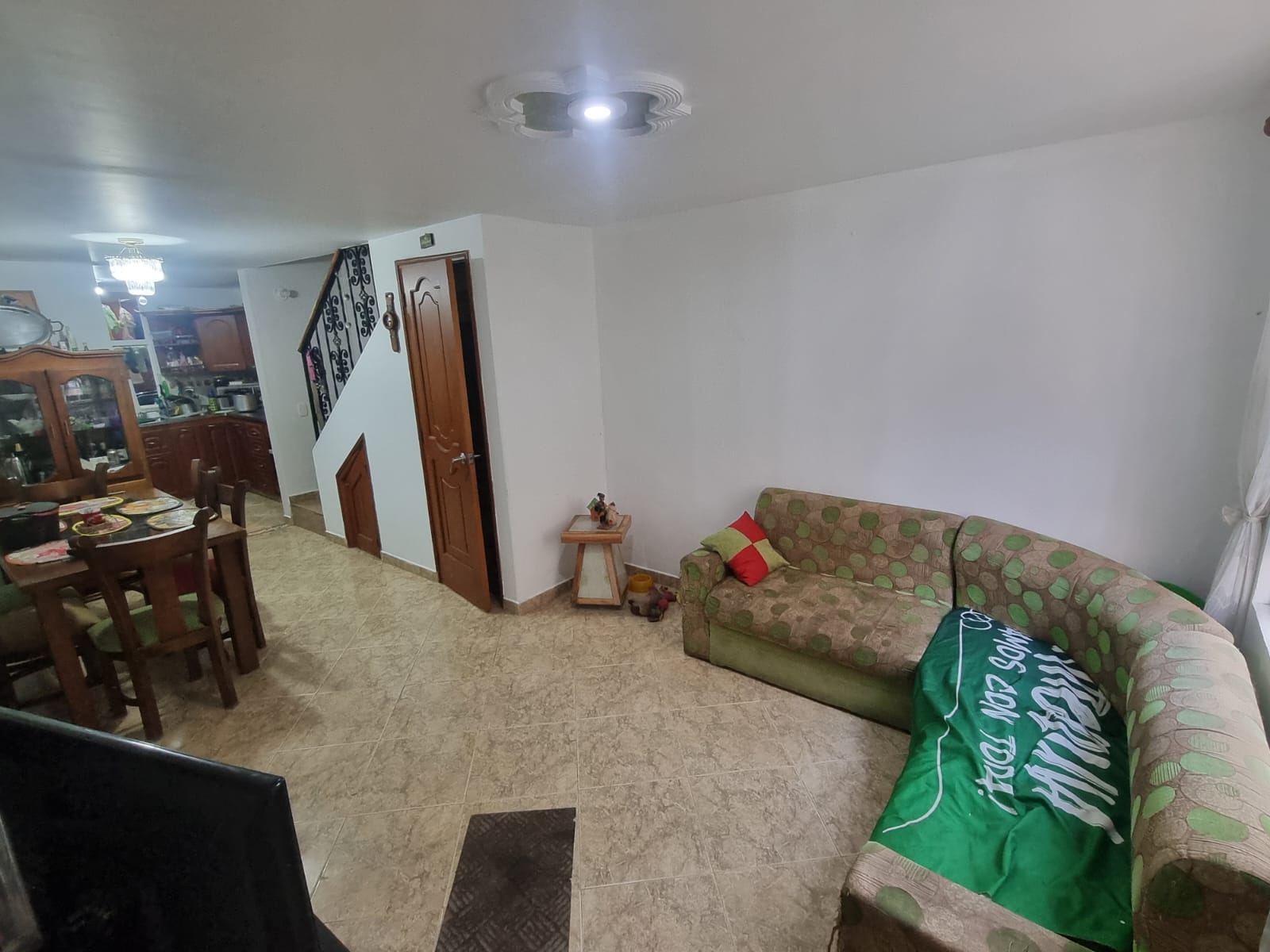 CASA EN VENTA EN RODEO ALTO MEDELLIN