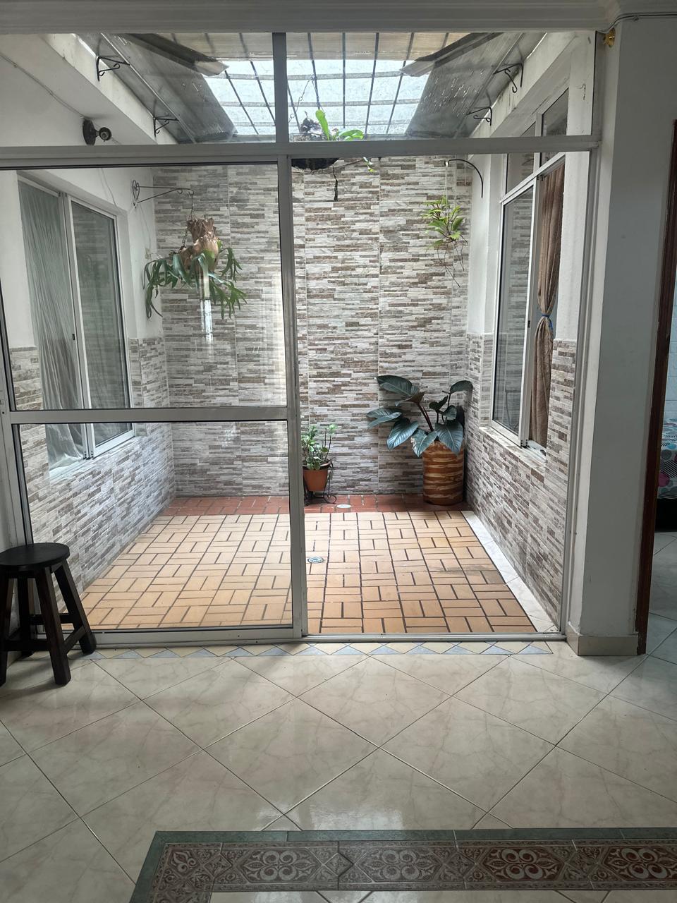 Casa en venta en la Almeria Medellin