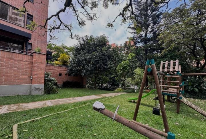 Apartamento En Venta en El Poblado   milla de oro