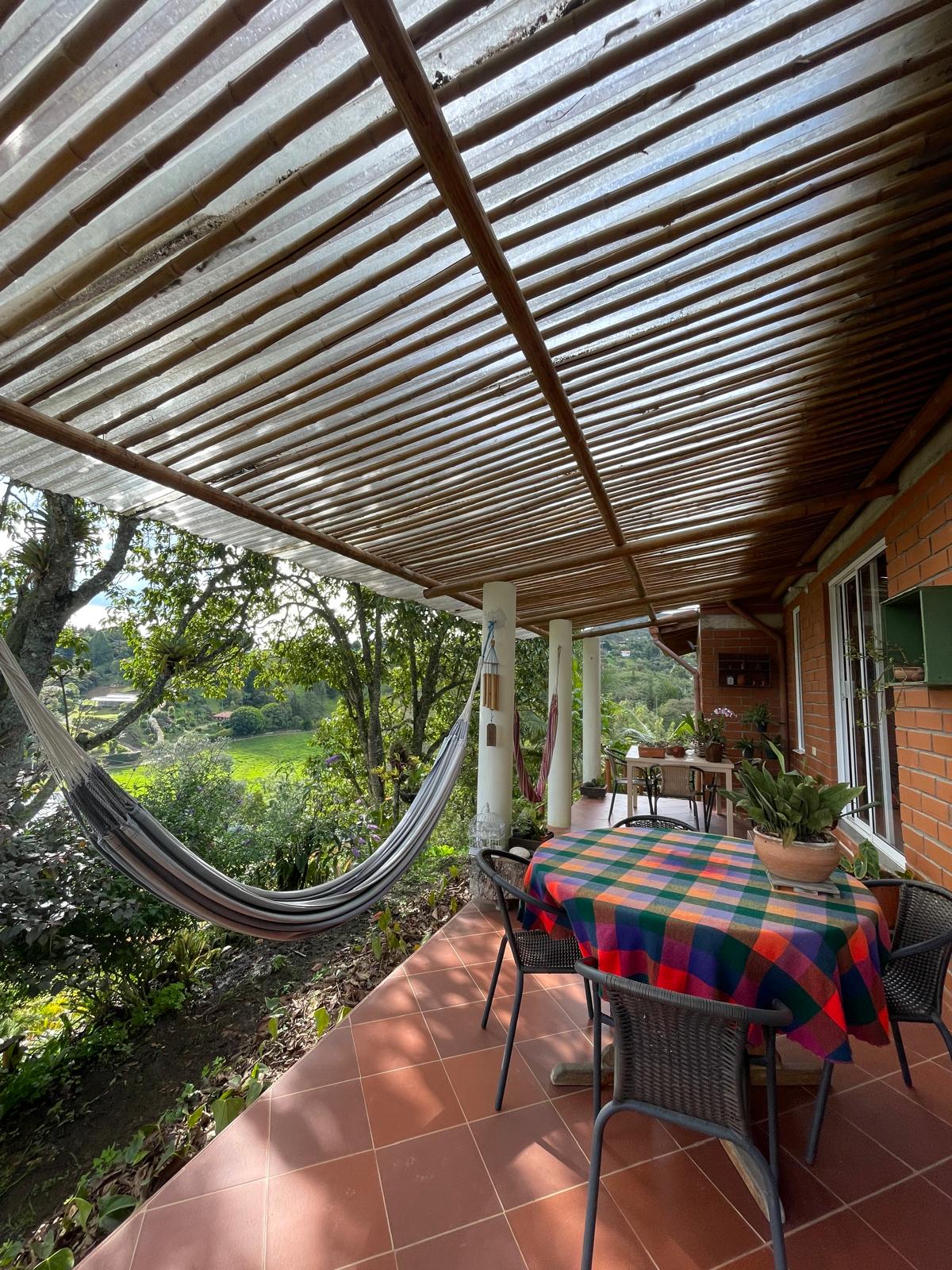 Casa campestre para la venta en Guarne sector La Clarita