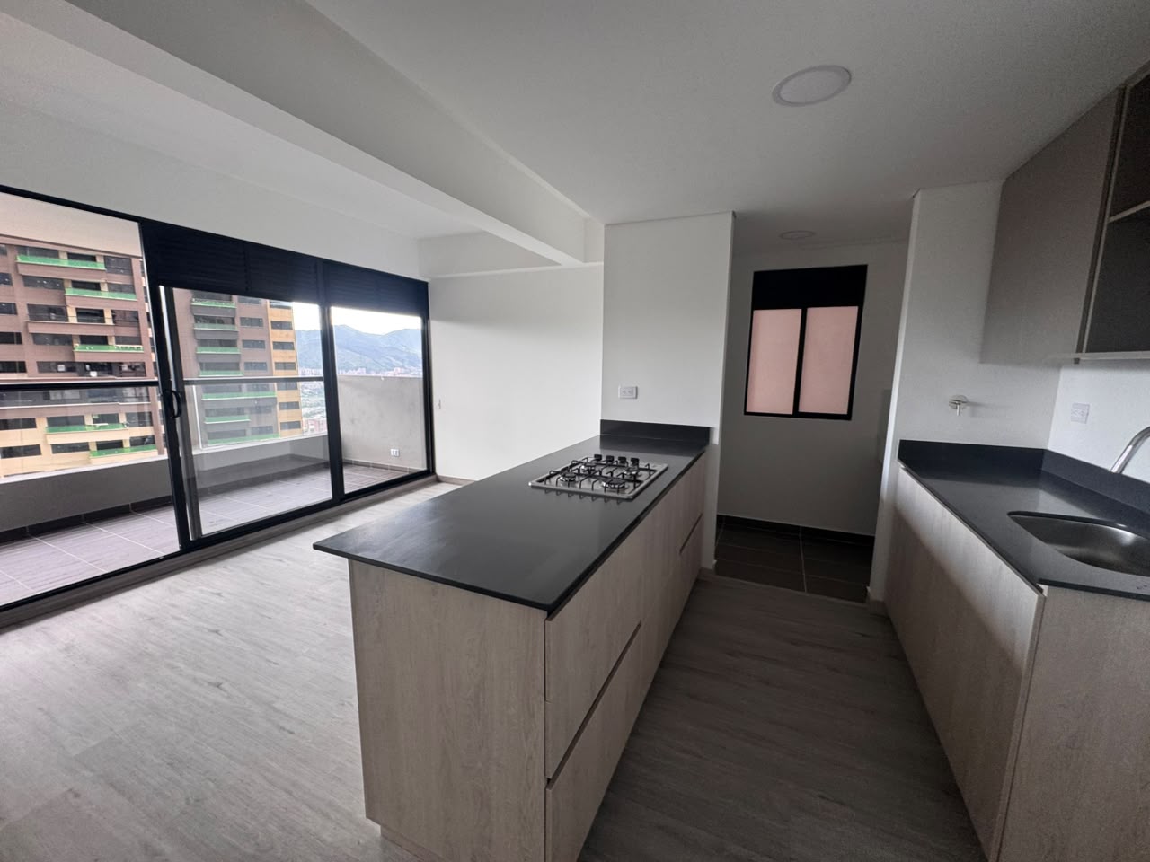 Apartamento para estrenar en arriendo en Las Palmas Medellín