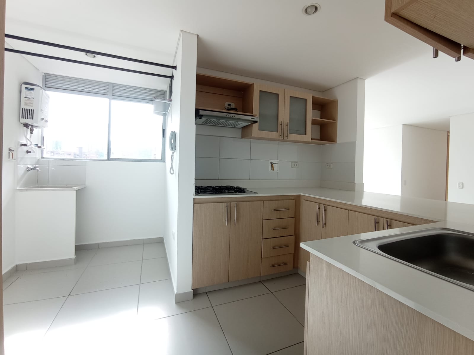 APARTAMENTO  PARA VENTA EN SABANETA ANTIOQUIA, (RENTANDO)