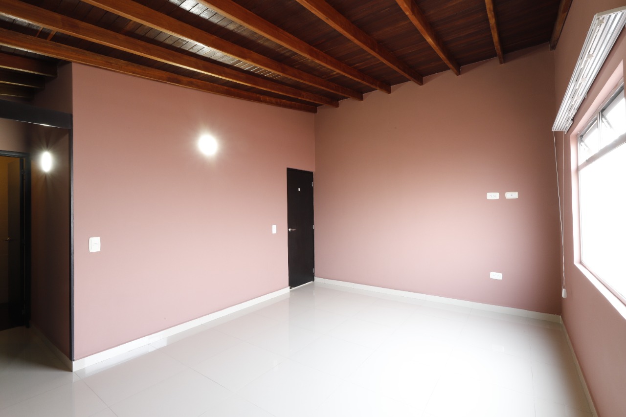 Apartamento duplex en venta en Laureles