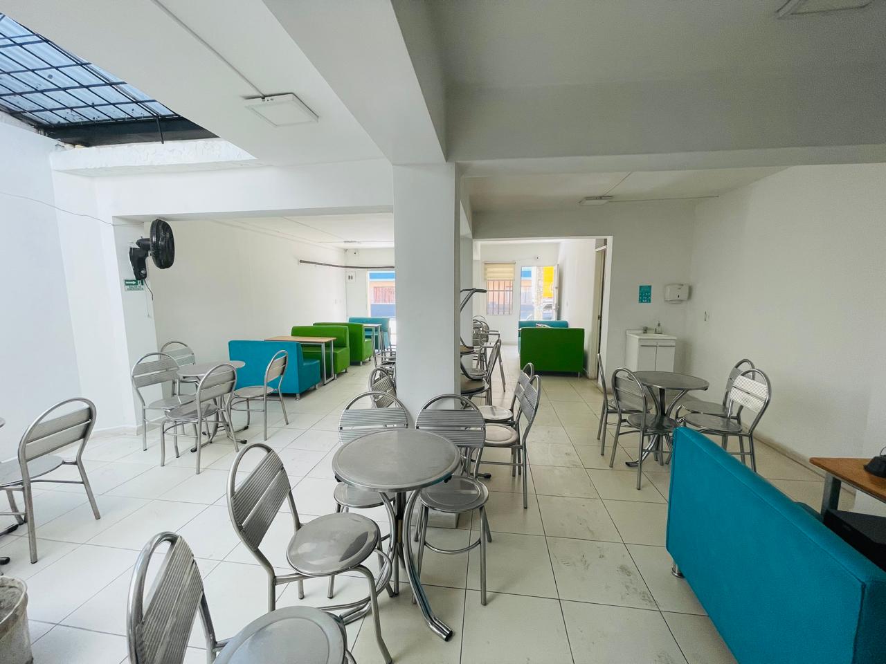 Se arrienda casa local en bello la cumbre