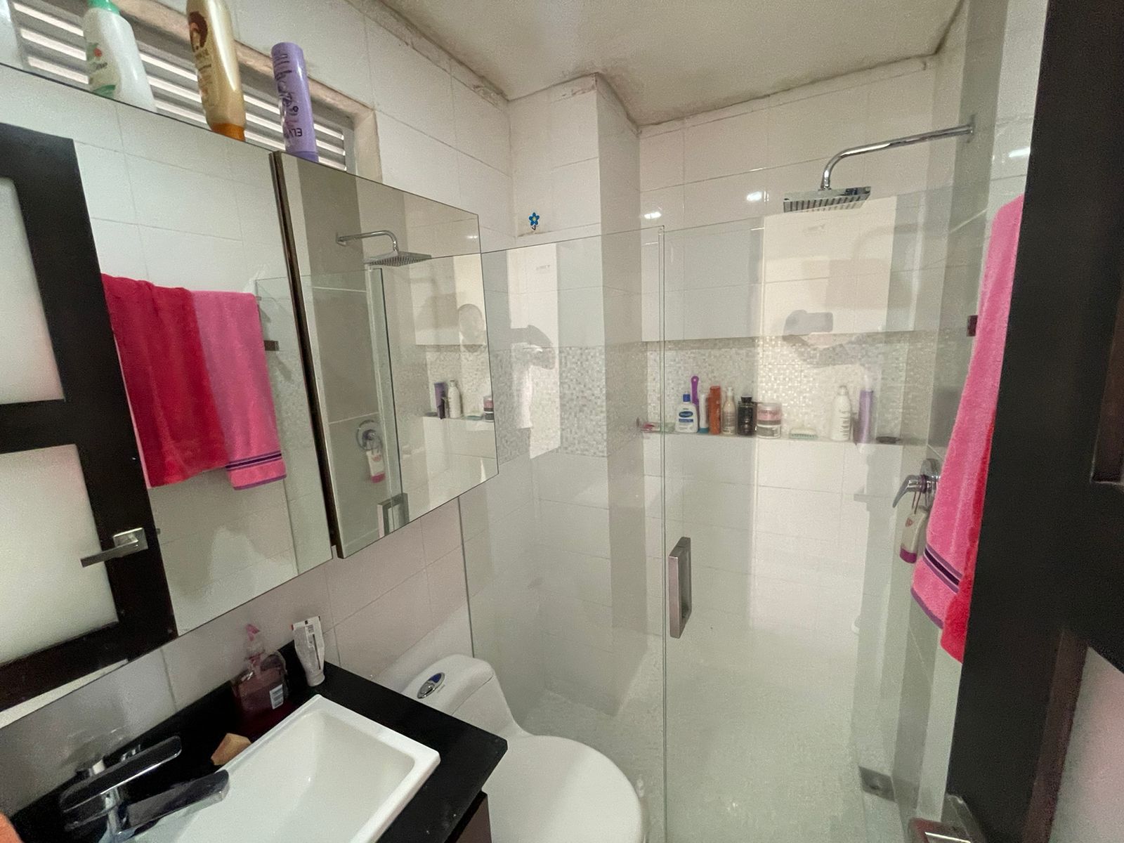 Casa para la venta en La Estrella Cerca del Parque - Antioquia