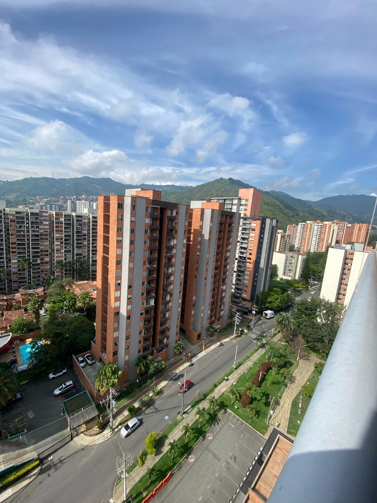 Apartamento en venta Medellin Loma de los Bernal