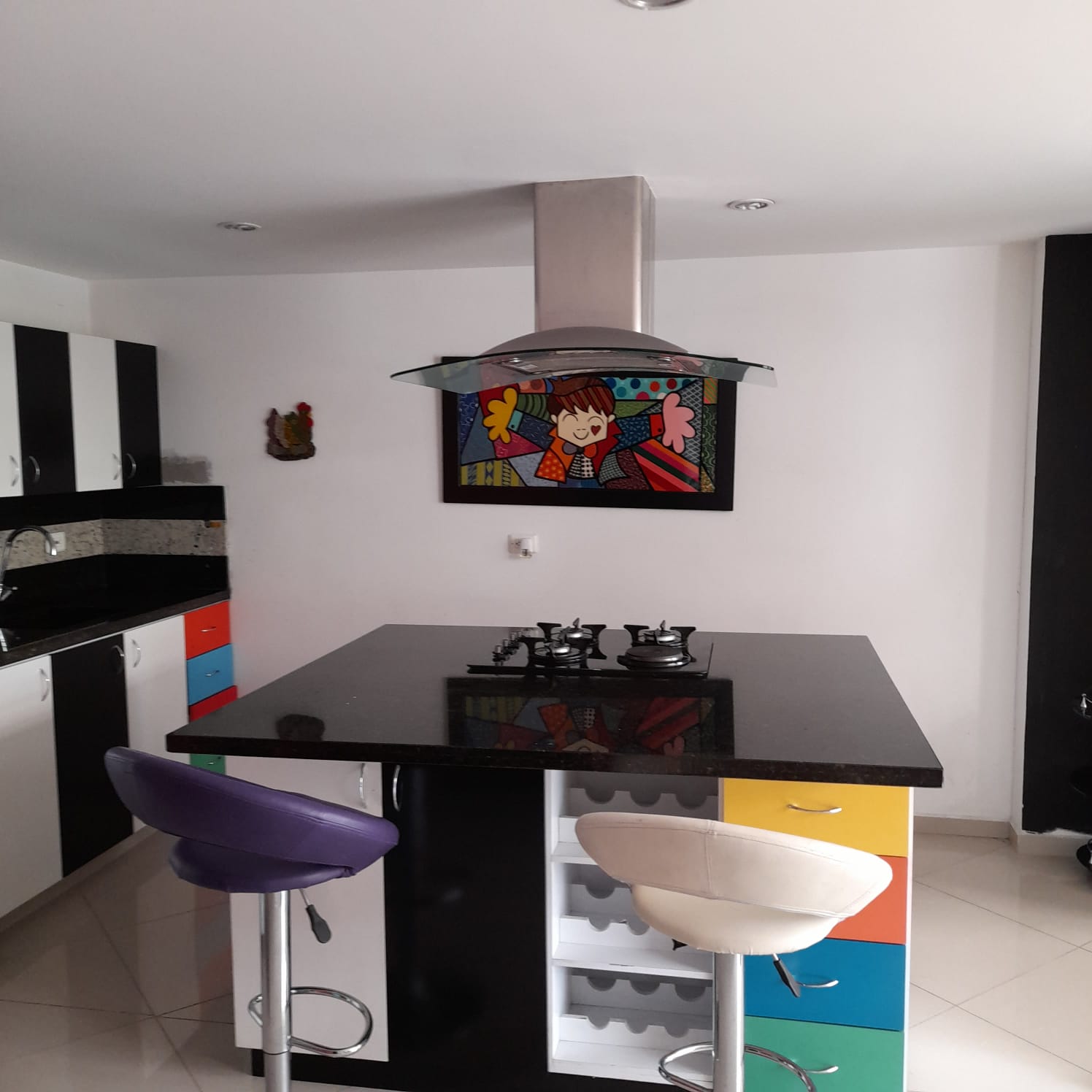 Apartaestudio amoblado para arriendo vía Las Palmas