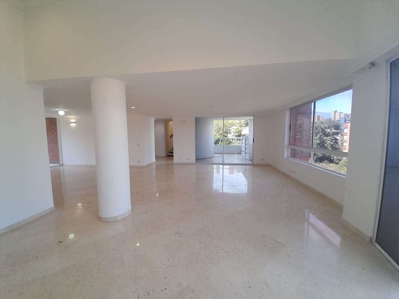 Penthouse en arriendo en el Poblado - Medellín