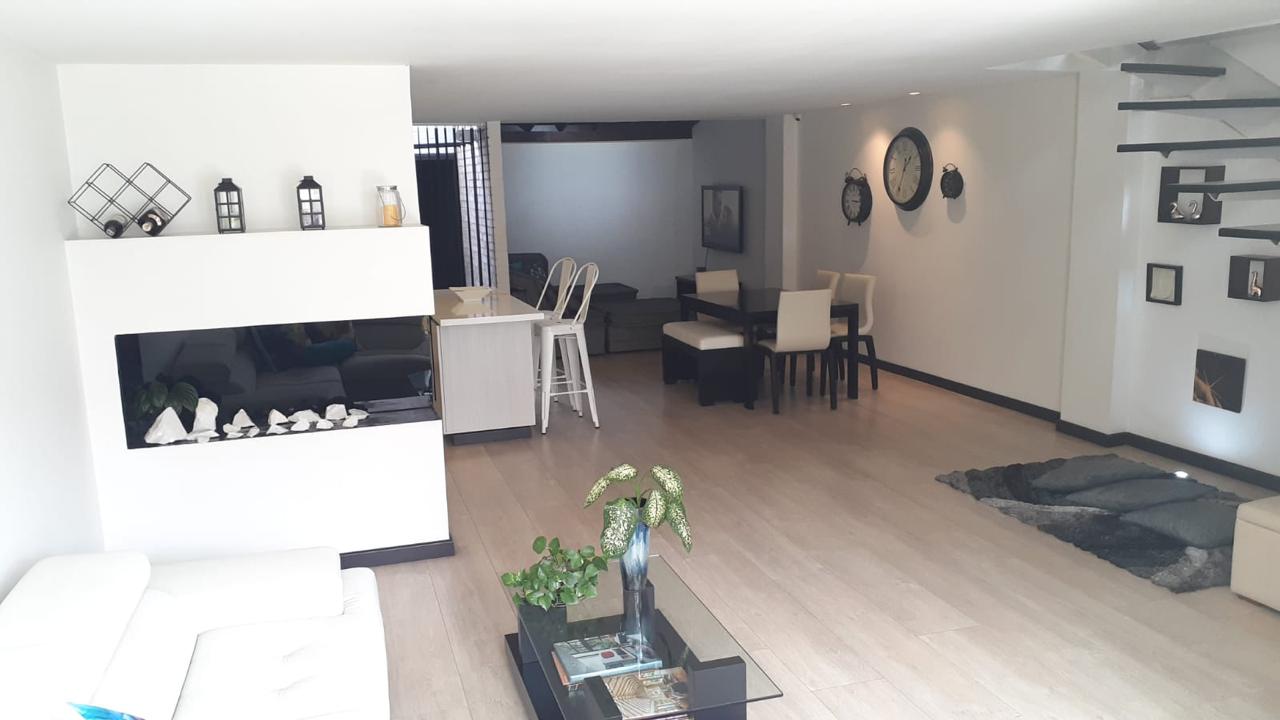 Venta de Casa en La Estrella Cerca del Parque - Antioquia