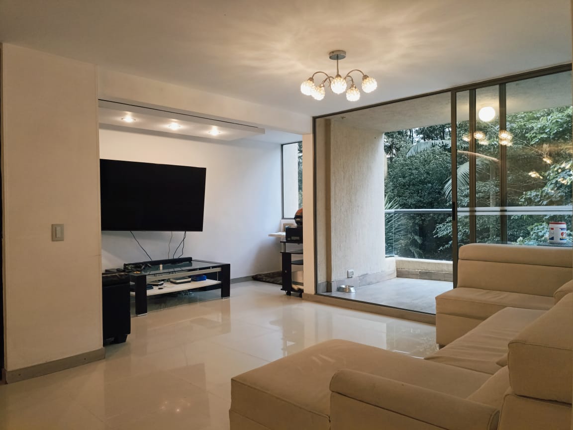 Apartamento en venta Loma de Los Bernal