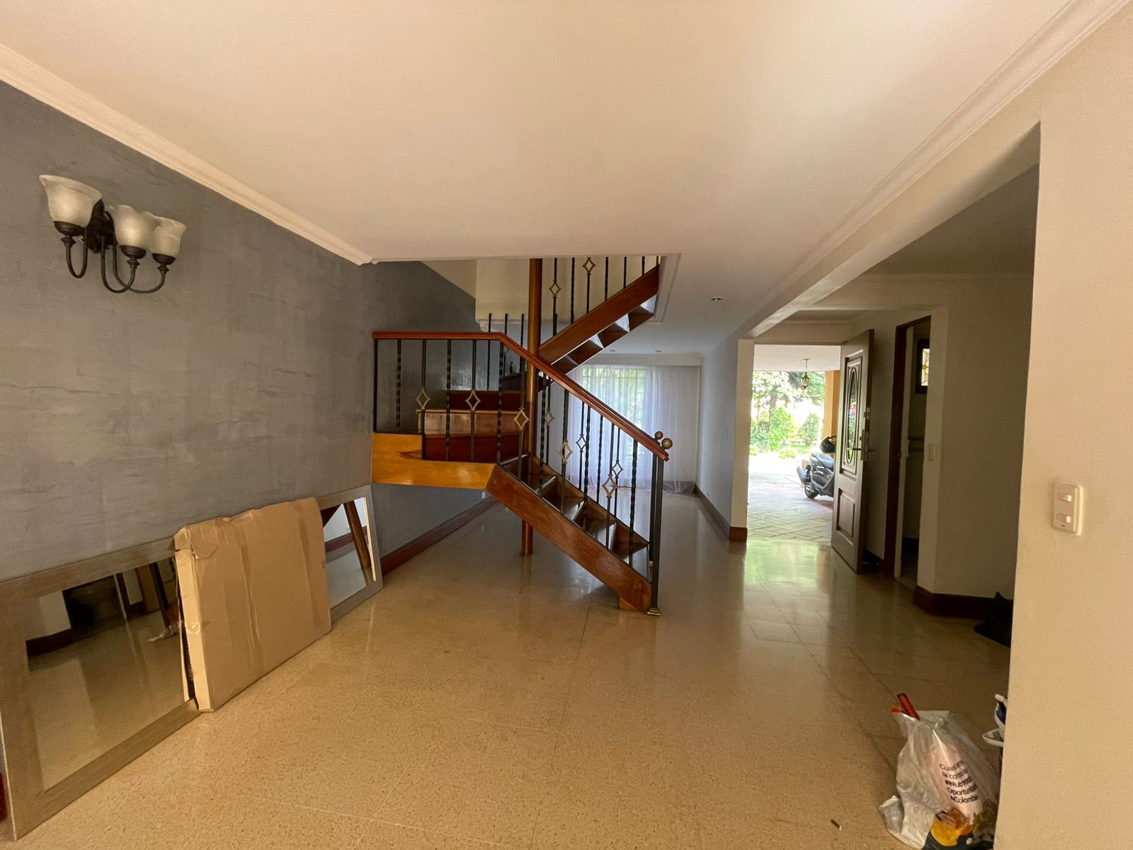 Casa en arriendo en Envigado Alcala