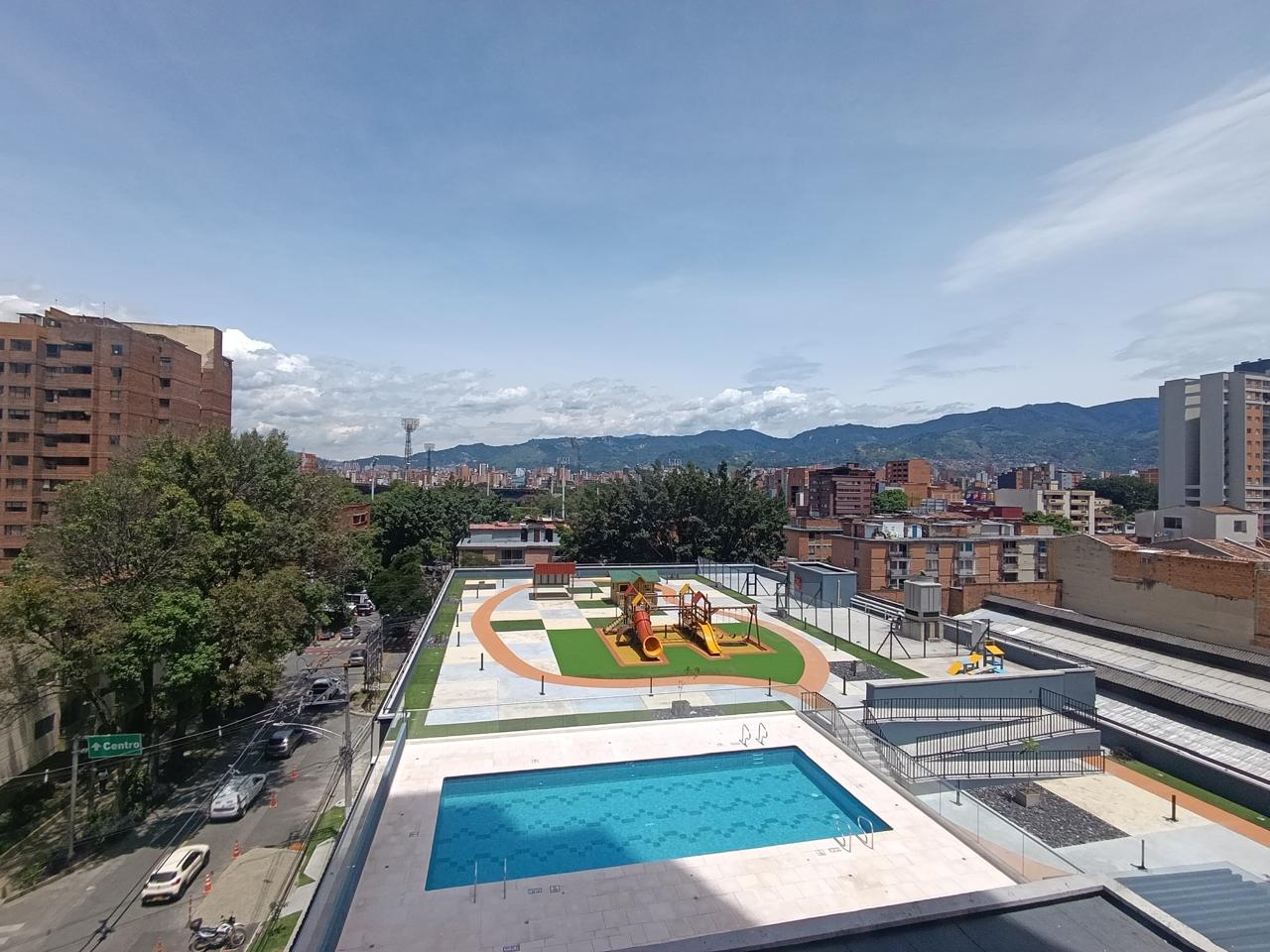 Apartamento en venta en Los Colores -  Medellín