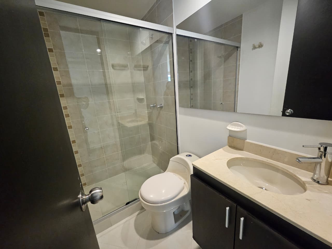 Apartamento en venta en Ciudad del Río - Poblado, Medellín