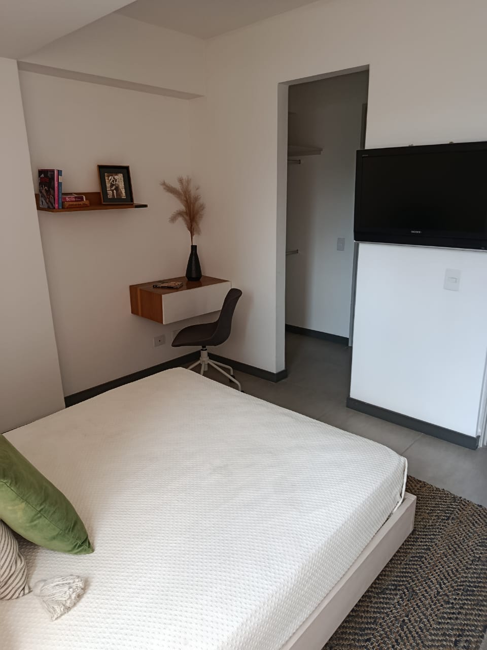 Venta de apartamento nuevo en Sabaneta Las Lomitas