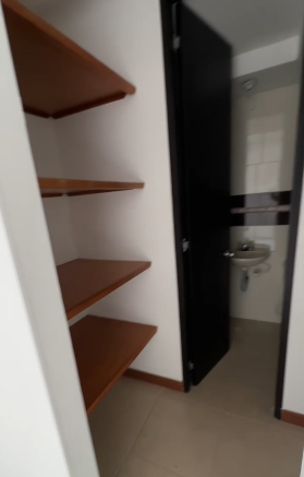 Apartamento para la Venta en Calasanz parte baja - Medellín.