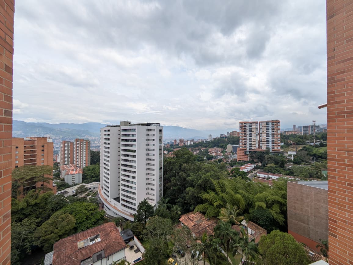 Apartamento en venta en Envigado Loma del Esmeraldal