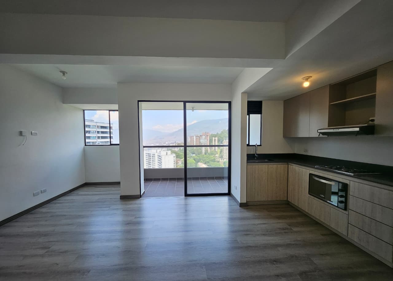 Apartamento para arriendo en Las Palmas Medellín