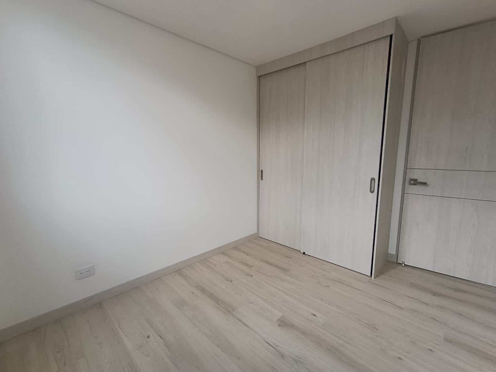Arriendo apartamento en La Estrella para estrenar