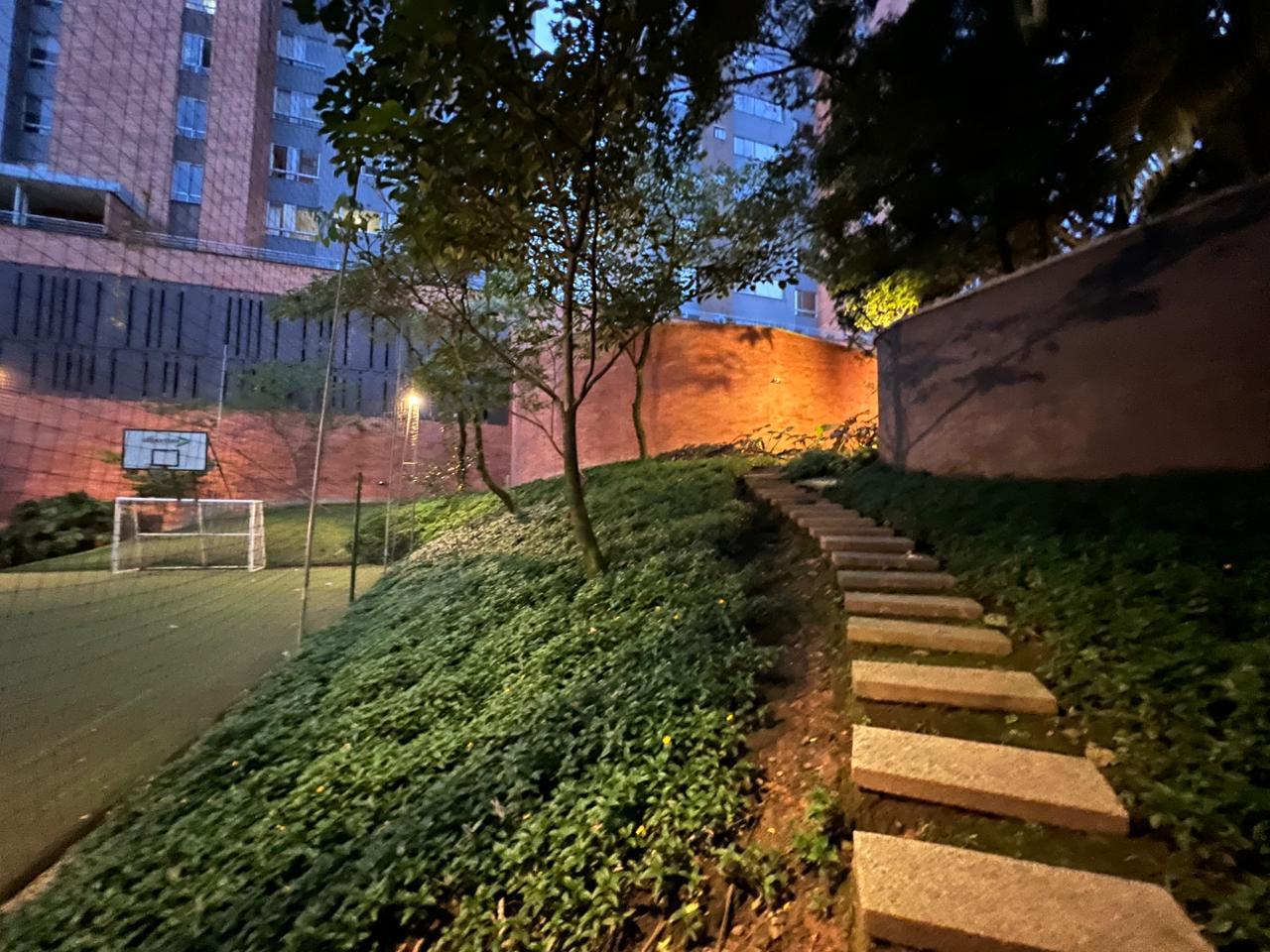 Venta de Hermoso Apartamento en el Poblado Castropol Medellín