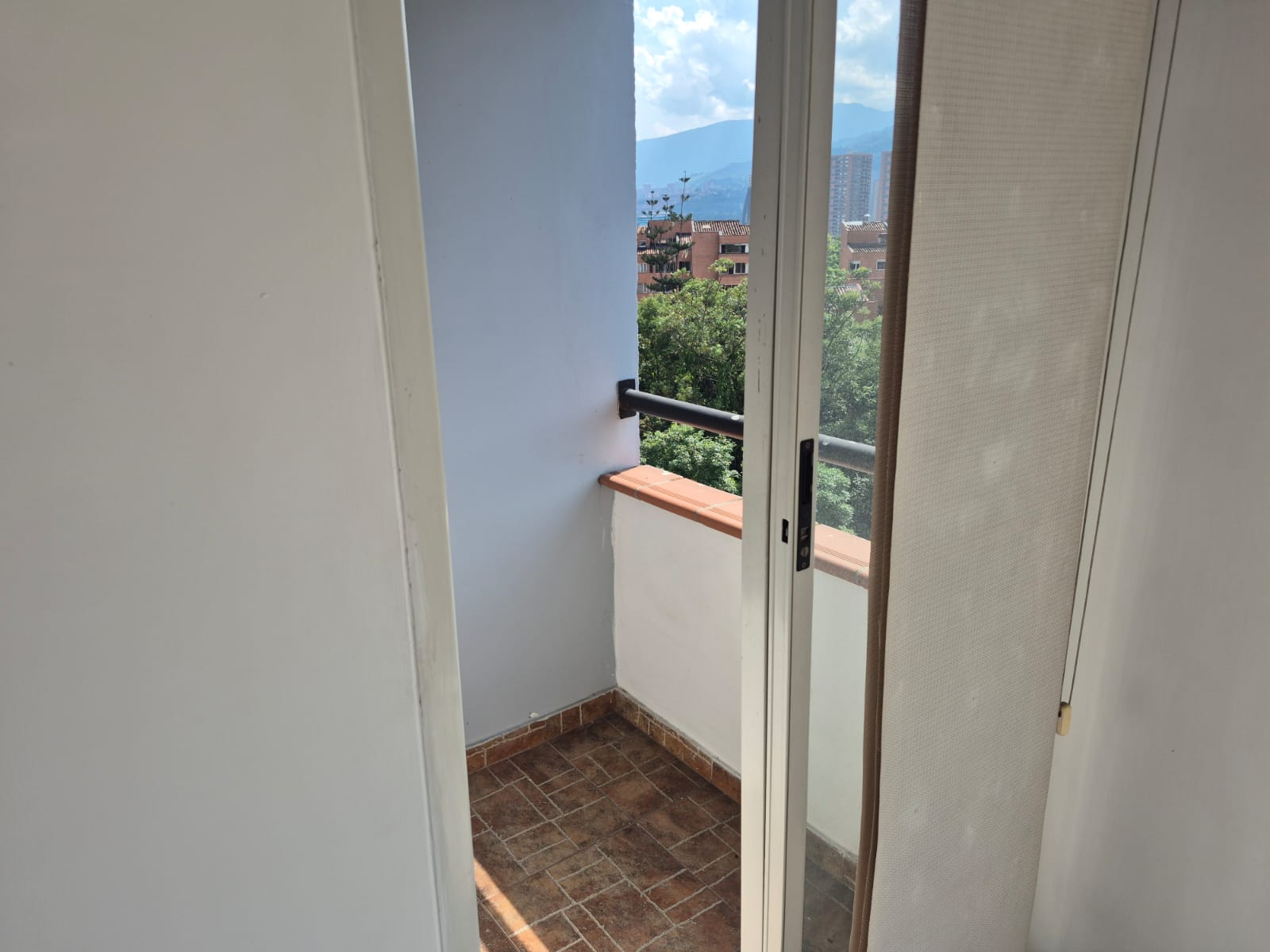 Apartamento en arriendo el Poblado Loma de San Julian