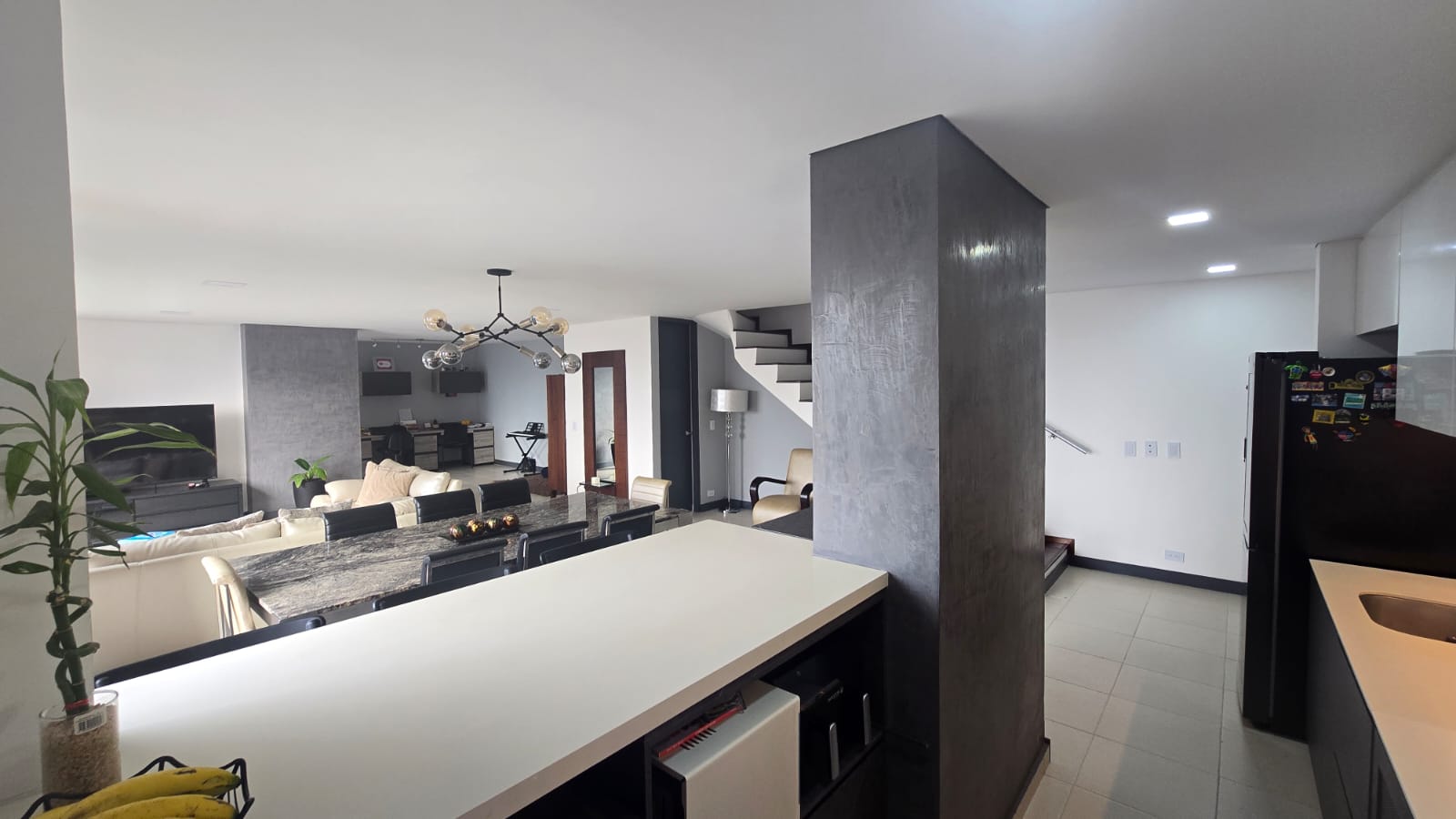 Venta de apartamento duplex en La Estrella Suramerica