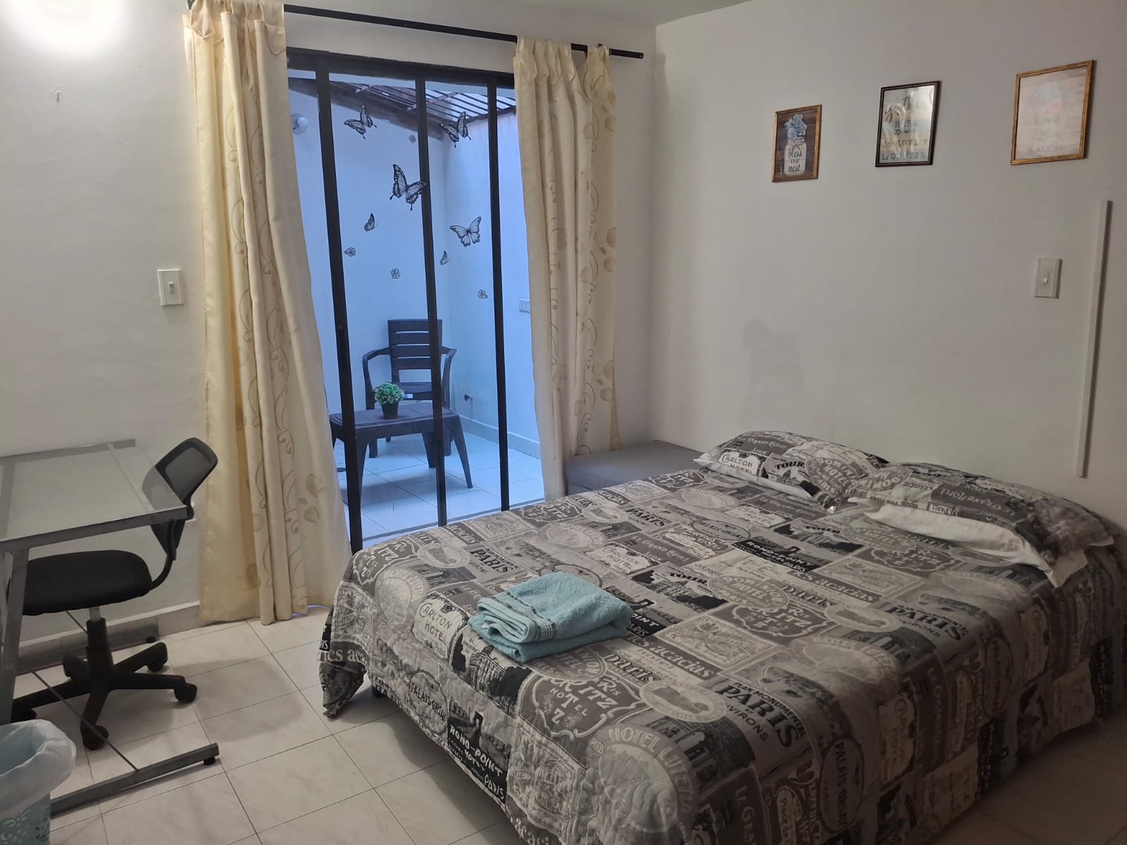 Casa comercial para arriendo en Laureles Medellín