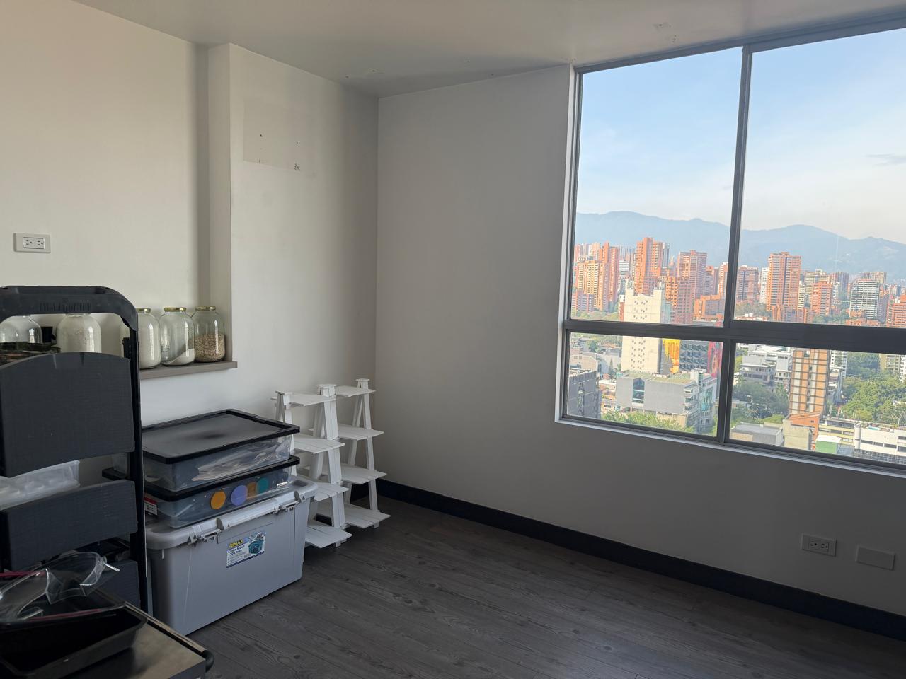 Apartamento en venta en Castropol Medellin