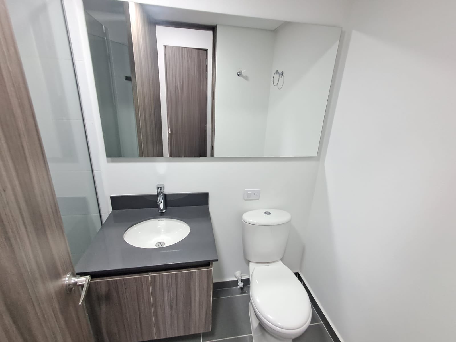 Apartamento para estrenar en arriendo en Las Palmas Medellín