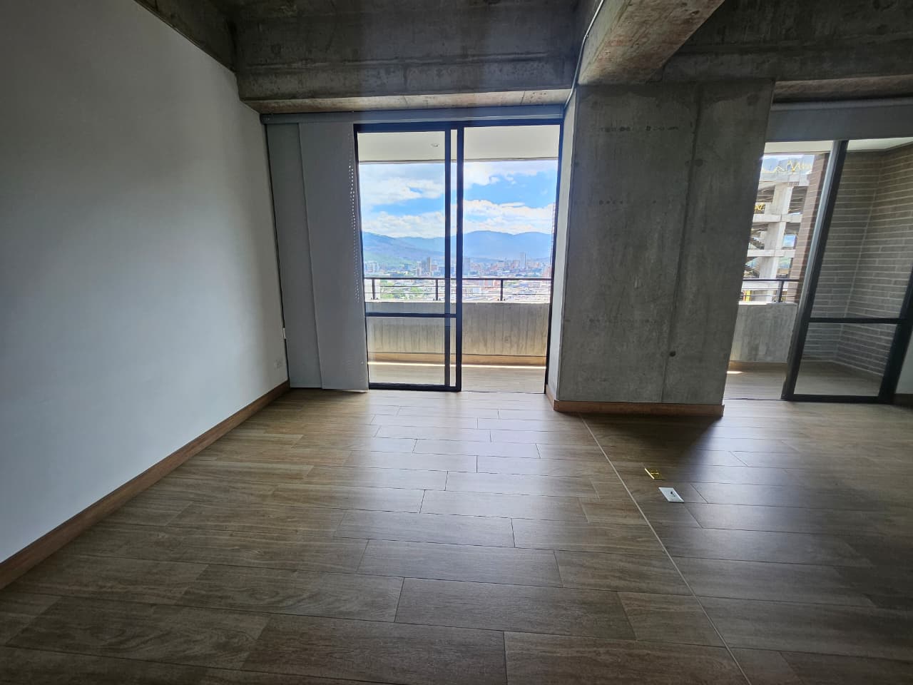 Apartaestudio para arriendo en Ciudad del Río El Poblado