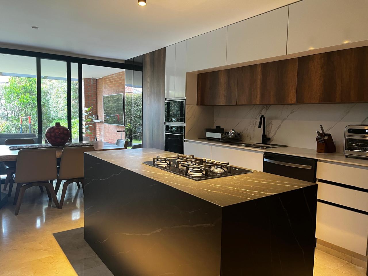 Casa para la venta en Envigado la Calleja