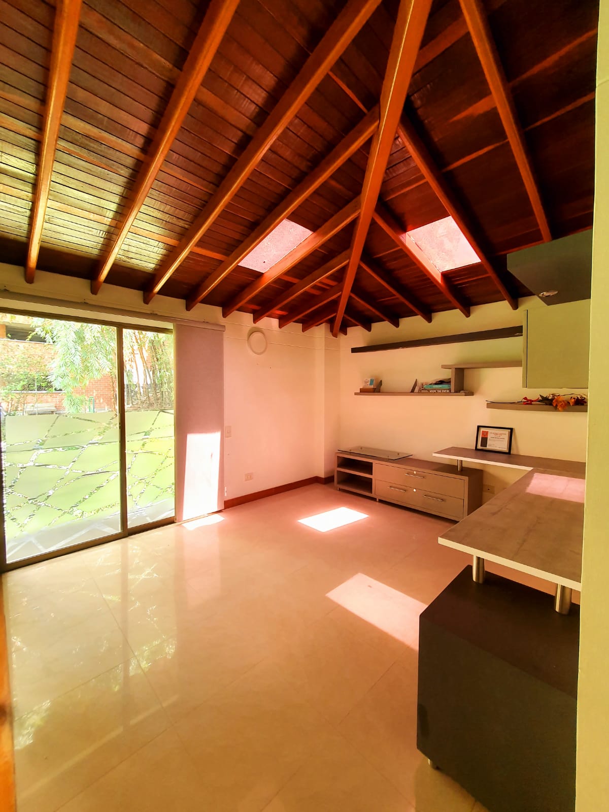 VENTA DE CASA SABANETA ANTIOQUIA.