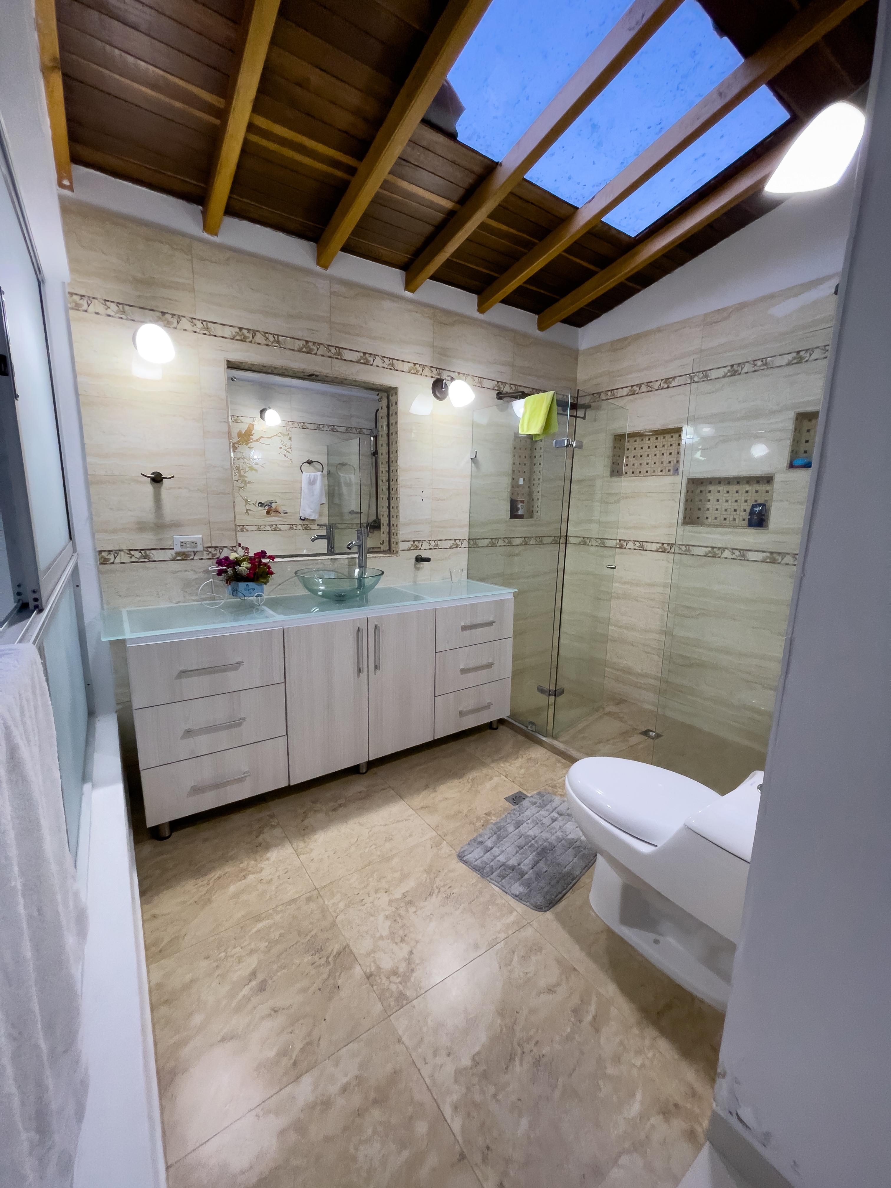 Casa para la venta en La Estrella Cerca del Parque Antioquia