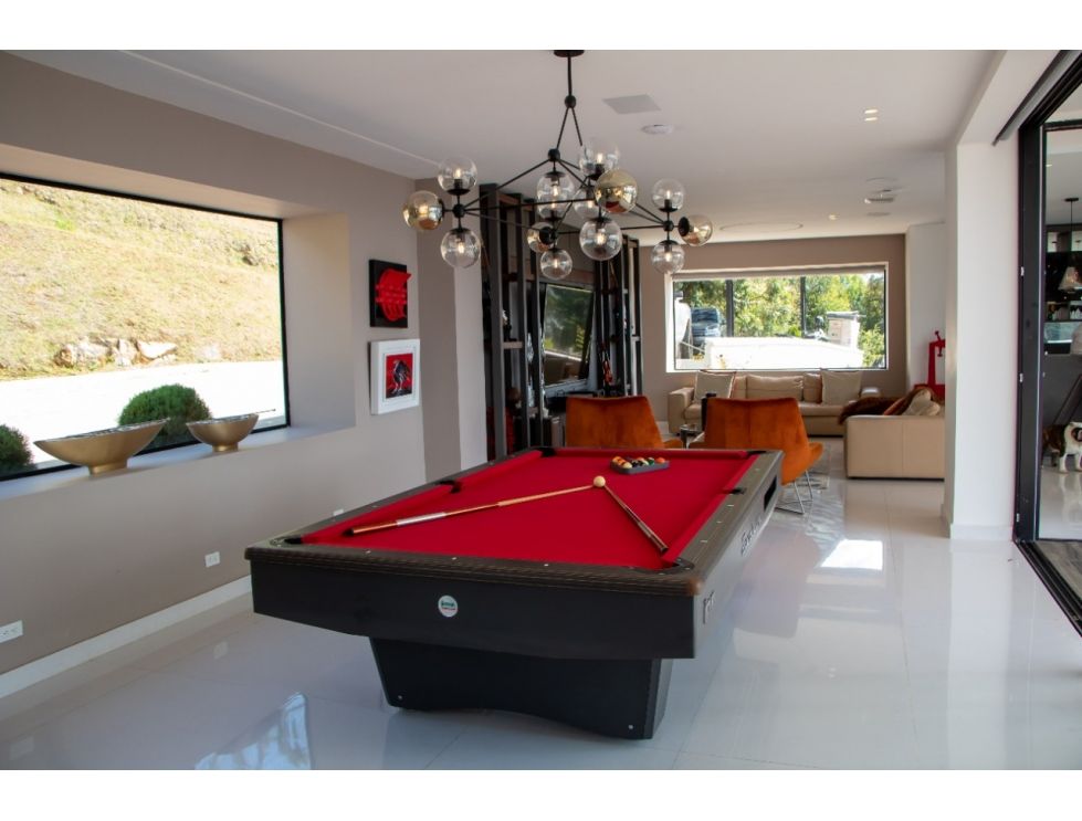 Exclusiva casa en venta en las Palmas Medellin