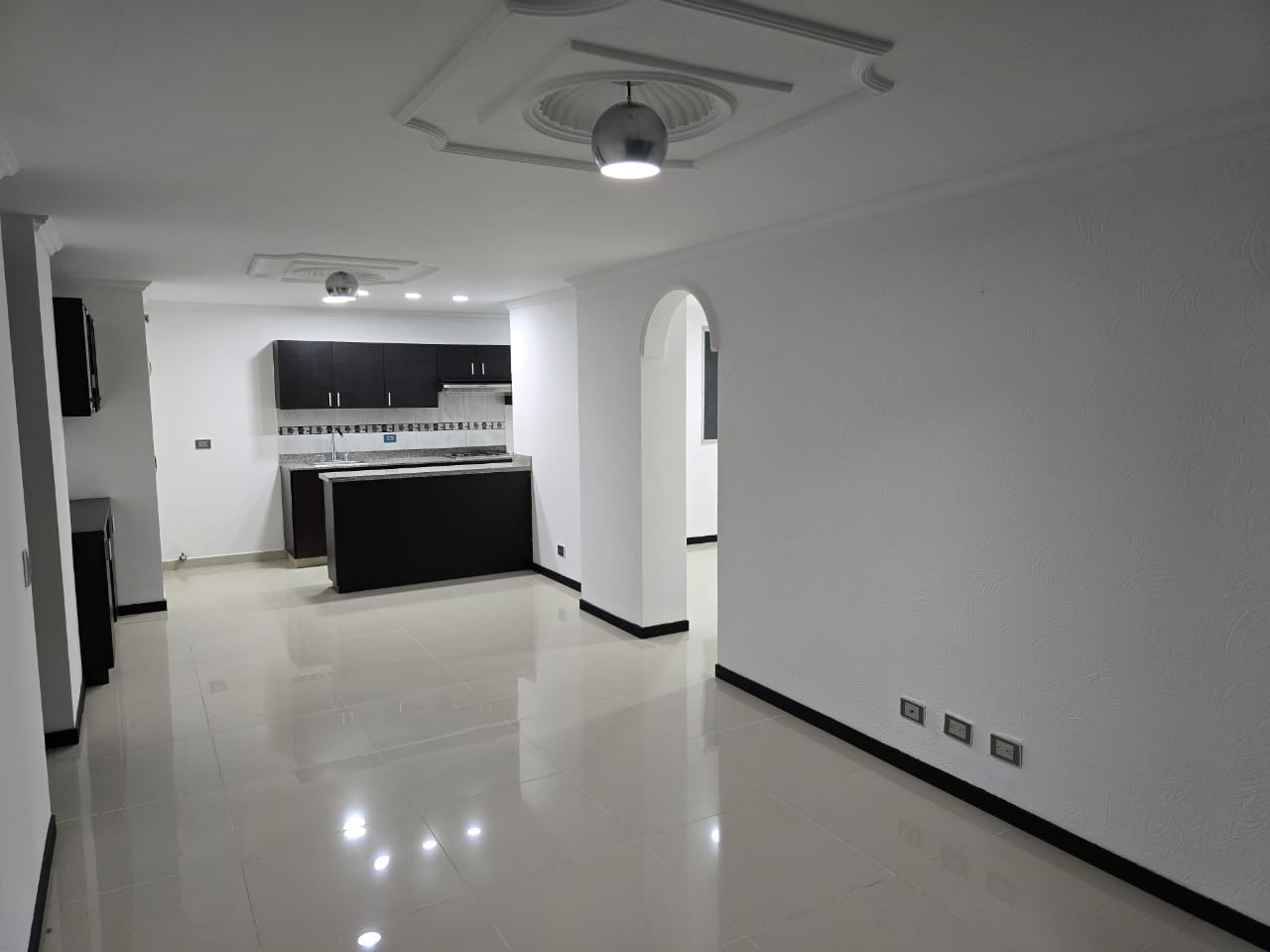 Apartamento en arriendo en Ciudad del Río - Poblado, Medellín