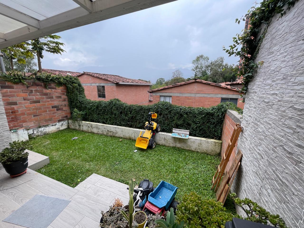 Se vende casa en belén La mota