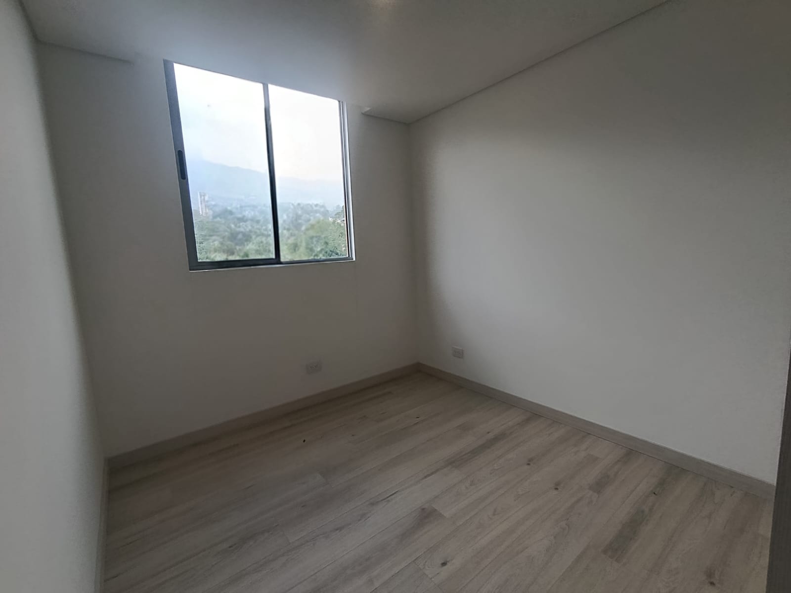 Arriendo apartamento en La Estrella para estrenar