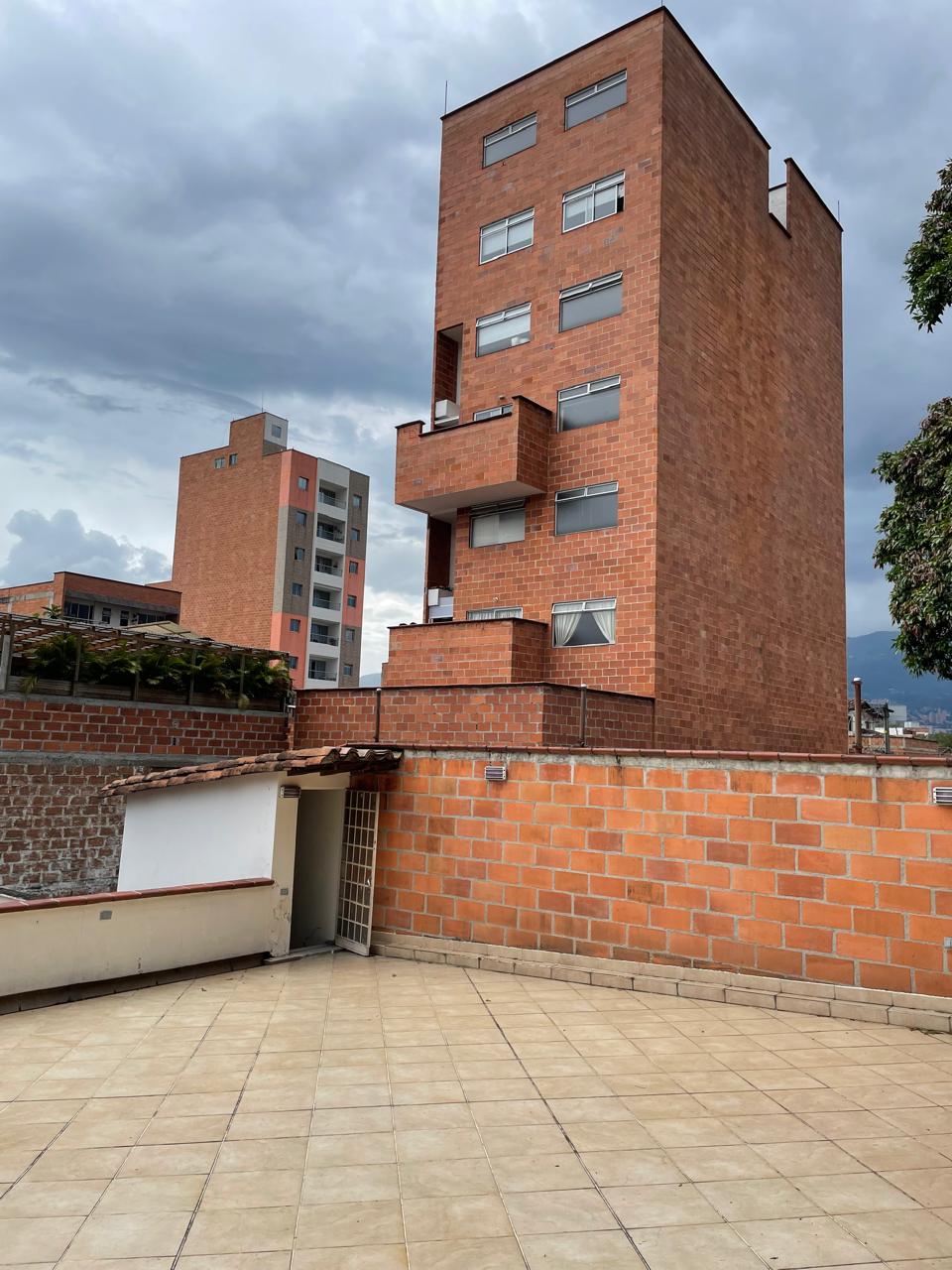 Casa en Venta en Belen Rosales  Medellin